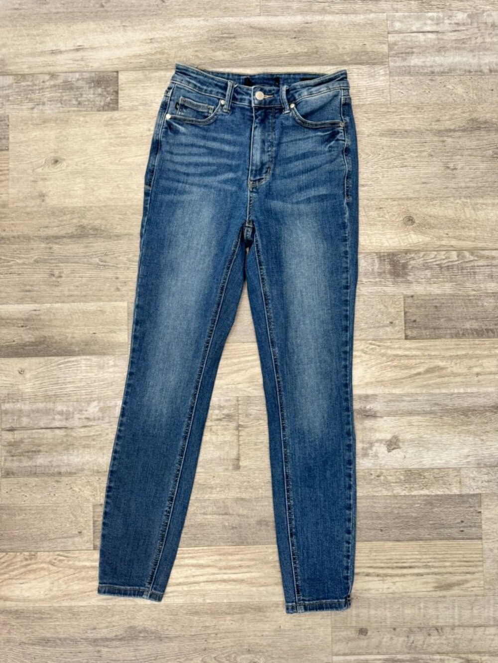 Judy Blue Skinny Fit Jeans Size 5/27 Medium Wash, Mid Rise, Stretch Q38
